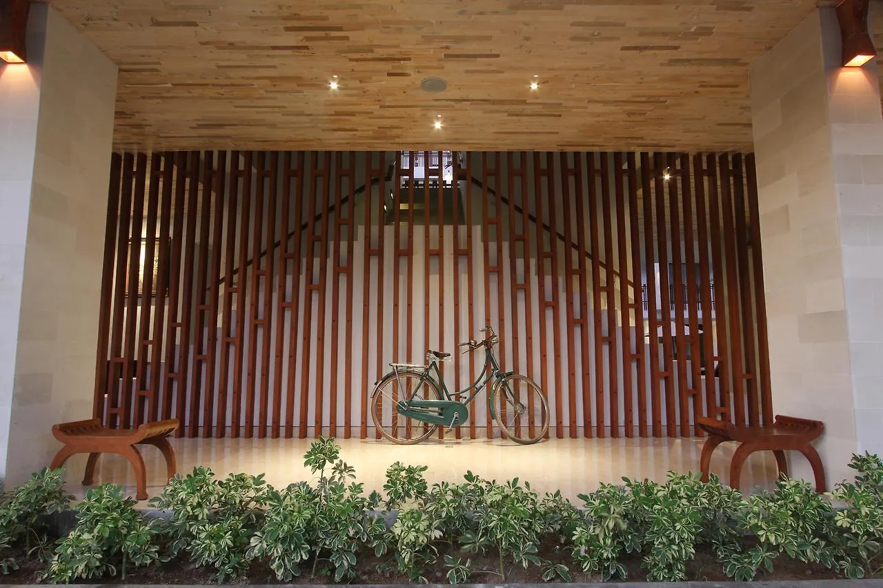 Grand La Walon Hotel Legian