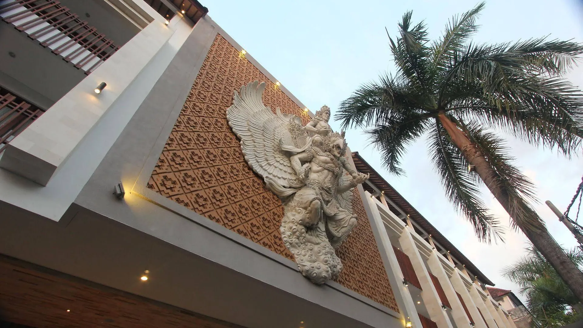 ***  Grand La Walon Hotel Legian Endonezya
