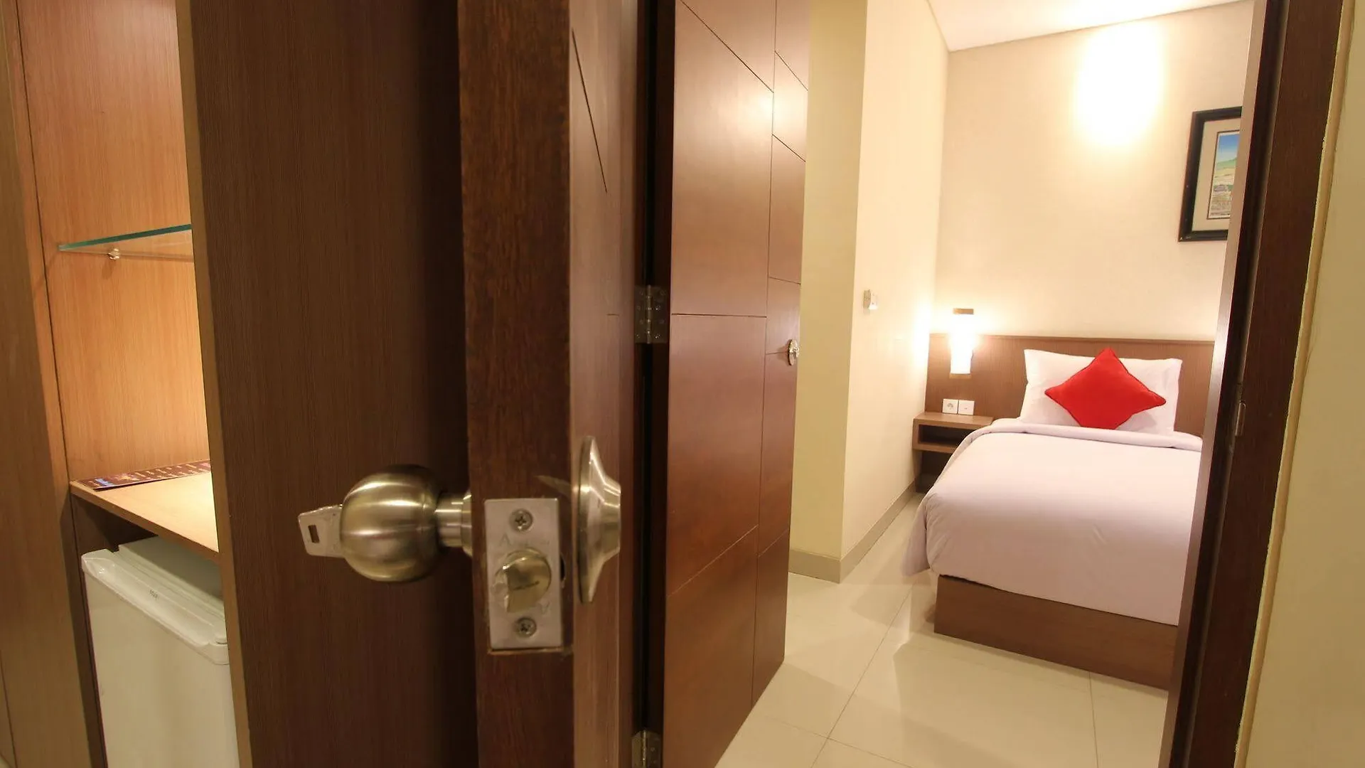 ***  Grand La Walon Hotel Legian Endonezya