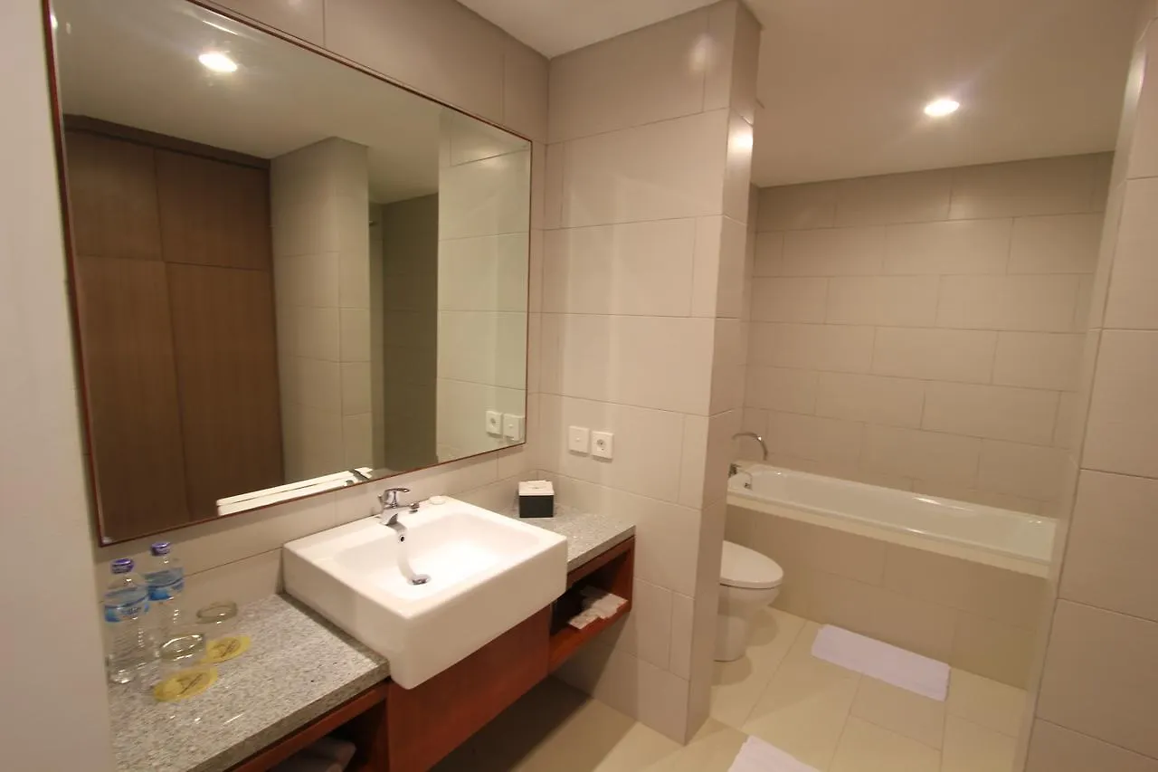 Grand La Walon Hotel Legian