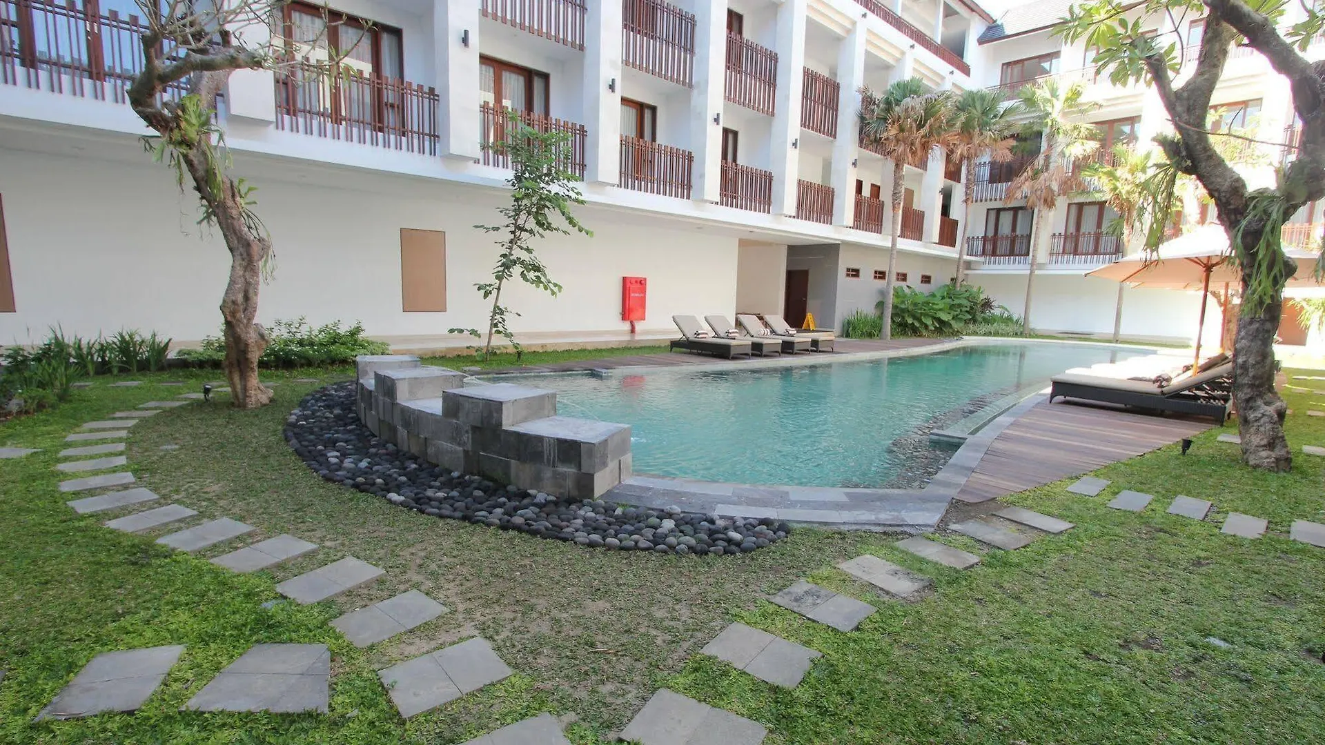 Grand La Walon Hotel Legian 3*,  Indonesia